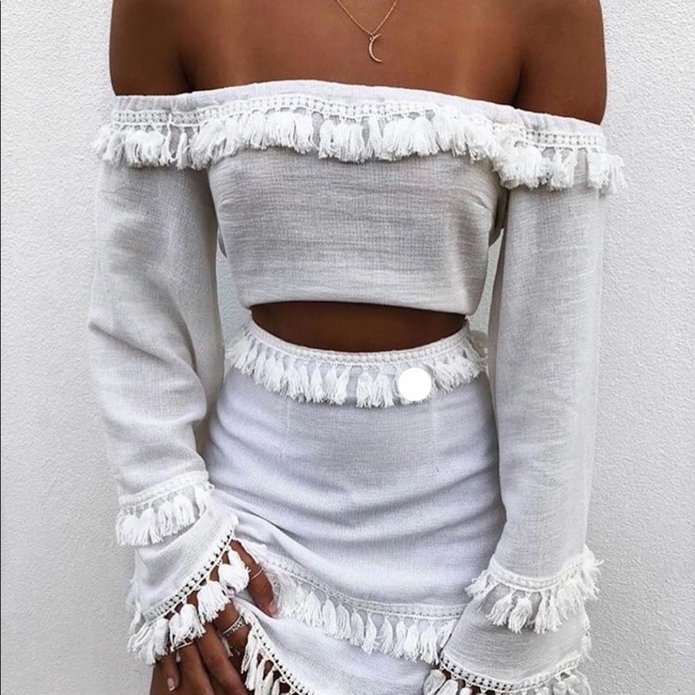 Beach set, off the shoulder crop top and skirt